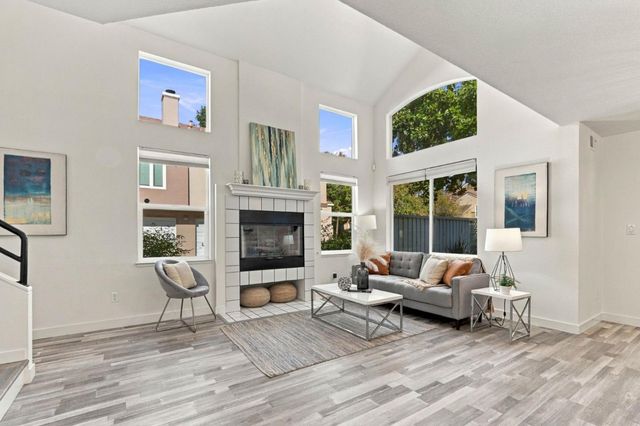 6985 Rodling Drive A, San Jose, CA 95138