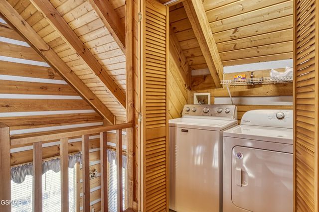 2752 Blue Springs Way, Sevierville, TN 37862