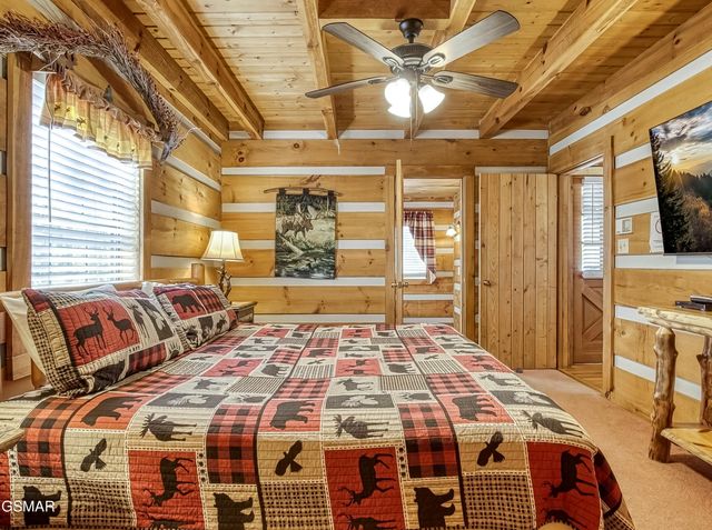 2752 Blue Springs Way, Sevierville, TN 37862
