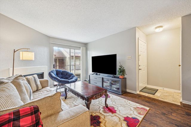 2120 El Paseo Street 2422, Houston, TX 77054