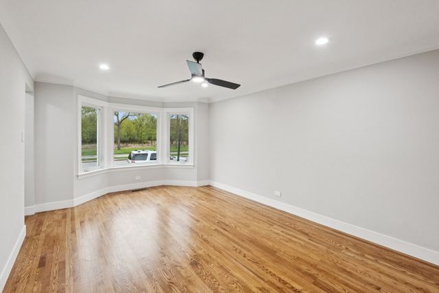 3737 N Cumberland Avenue, Chicago, IL 60634