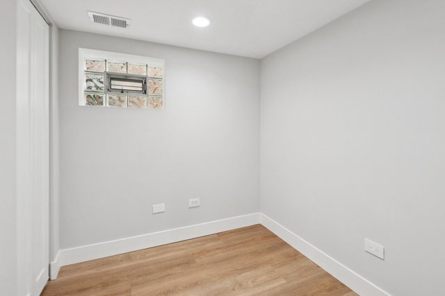 3737 N Cumberland Avenue, Chicago, IL 60634
