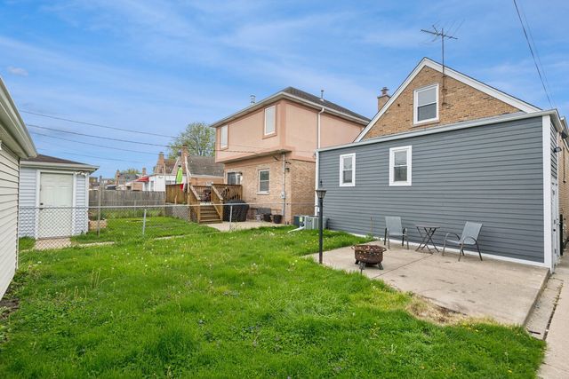 3737 N Cumberland Avenue, Chicago, IL 60634