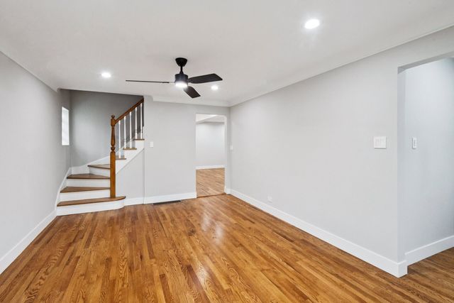 3737 N Cumberland Avenue, Chicago, IL 60634