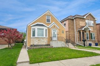 3737 N Cumberland Avenue, Chicago, IL 60634