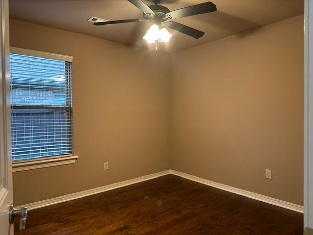 2659 N Villa Boulevard, Fayetteville, AR 72703