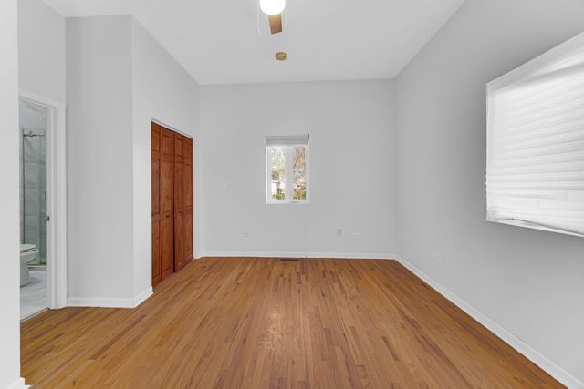 1915 Dewey Avenue, Evanston, IL 60201