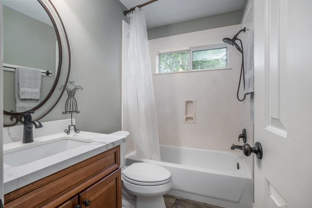 9338 Stoneridge Canyon Lane, Houston, TX 77089