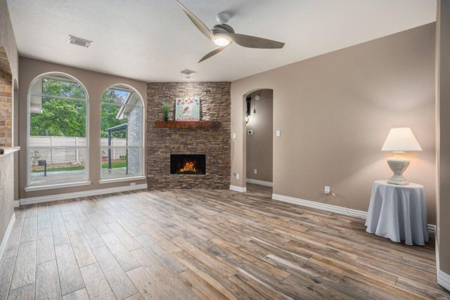 9338 Stoneridge Canyon Lane, Houston, TX 77089