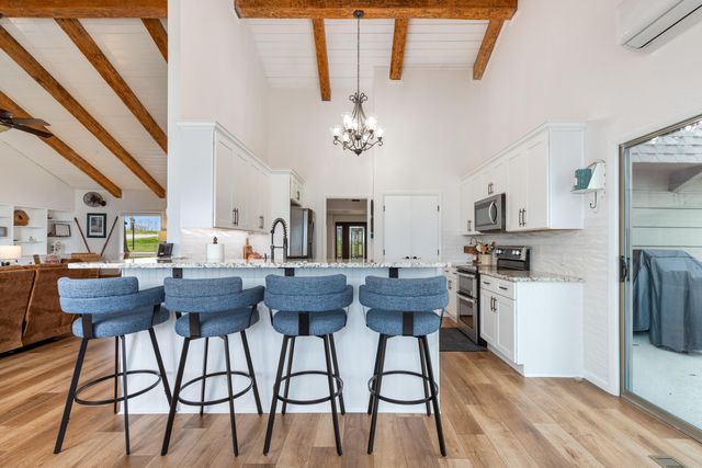 57450 E Hwy 125 618, Monkey Island, OK 74331