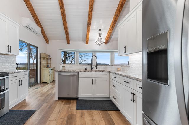 57450 E Hwy 125 618, Monkey Island, OK 74331