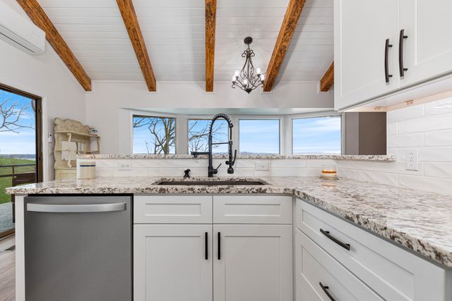 57450 E Hwy 125 618, Monkey Island, OK 74331