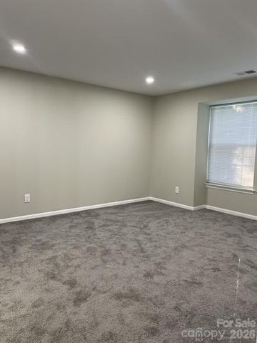 1641 Arlyn Circle F, Charlotte, NC 28213