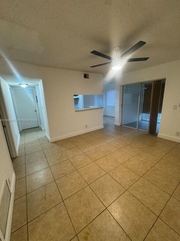 5612 Rock Island Road 152, Tamarac, FL 33319