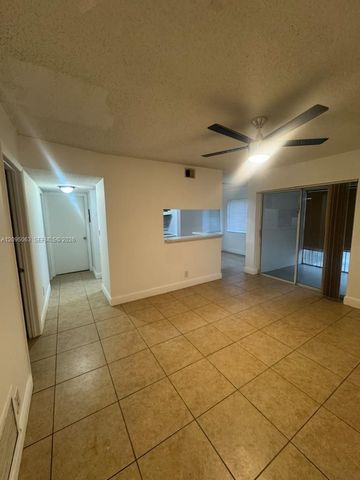5612 Rock Island Road 152, Tamarac, FL 33319