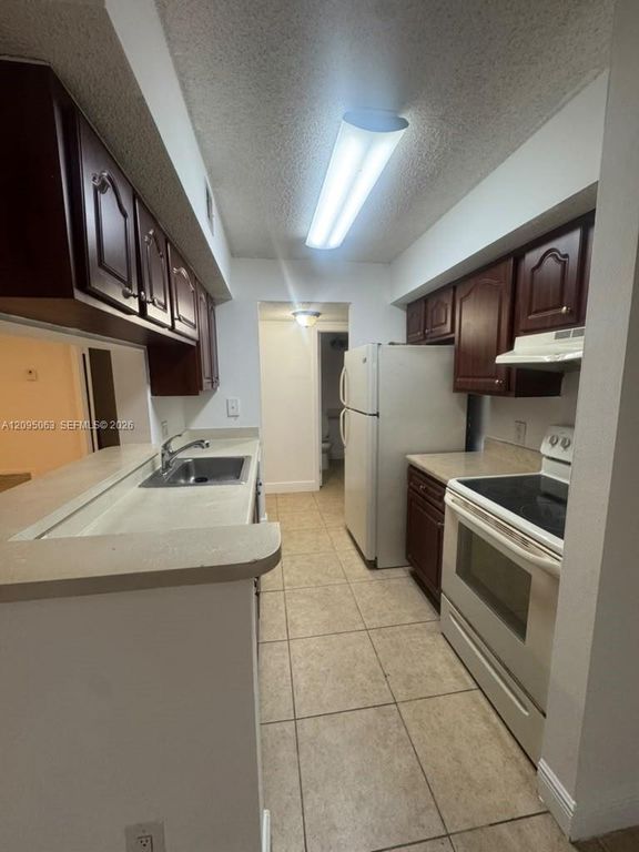 5612 Rock Island Road 152, Tamarac, FL 33319