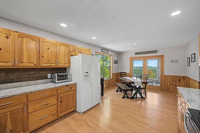 1488 Walnut Rdg, Ellijay, GA 30536