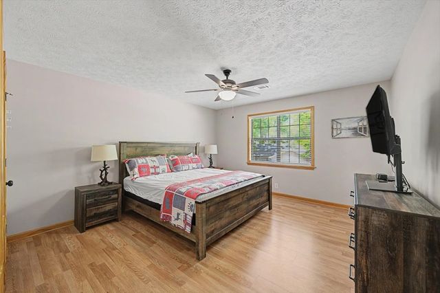 1488 Walnut Rdg, Ellijay, GA 30536