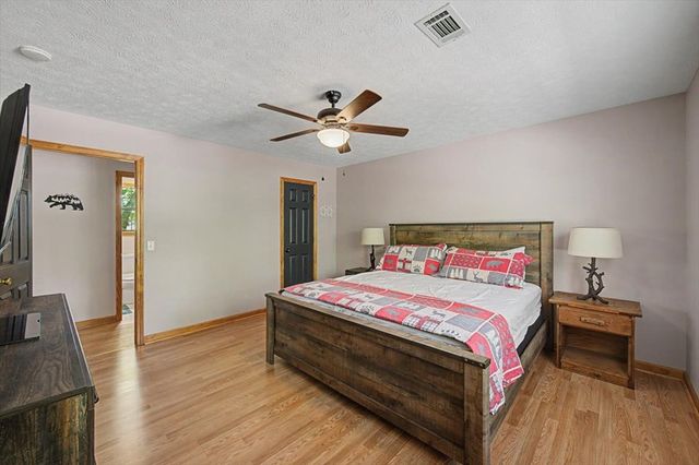 1488 Walnut Rdg, Ellijay, GA 30536