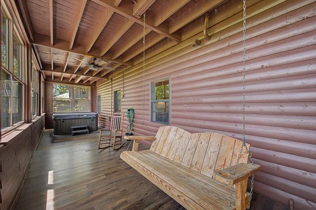 1488 Walnut Rdg, Ellijay, GA 30536
