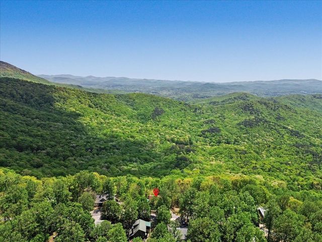 1488 Walnut Rdg, Ellijay, GA 30536
