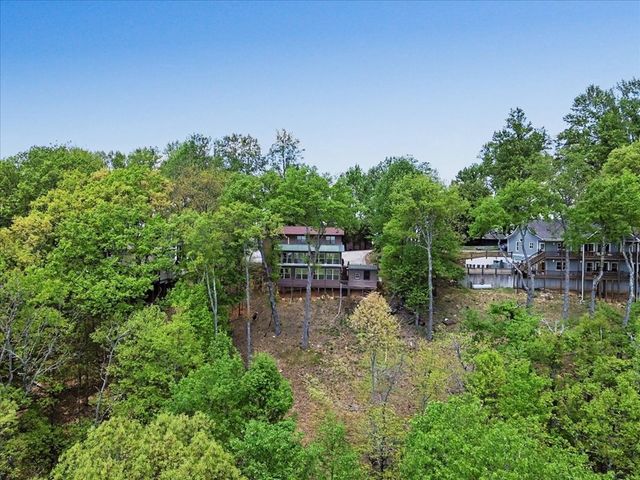 1488 Walnut Rdg, Ellijay, GA 30536