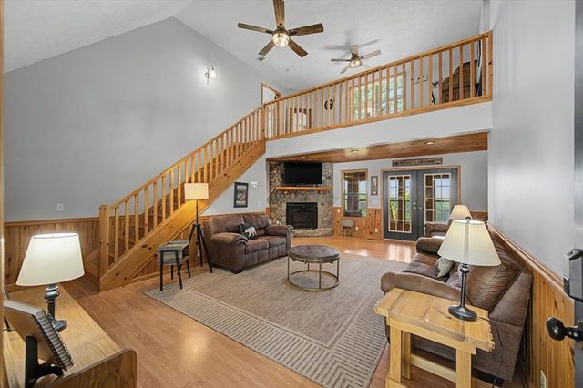 1488 Walnut Rdg, Ellijay, GA 30536