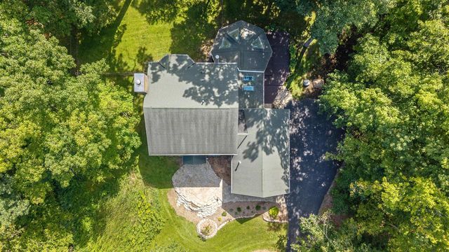 13737 N Lake Shore DRIVE, Mequon, WI 53097