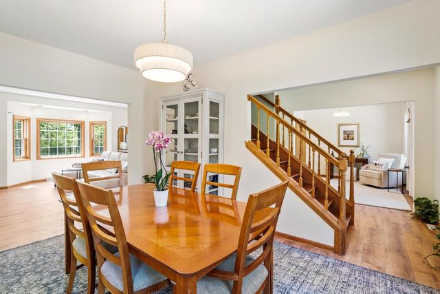 13737 N Lake Shore DRIVE, Mequon, WI 53097