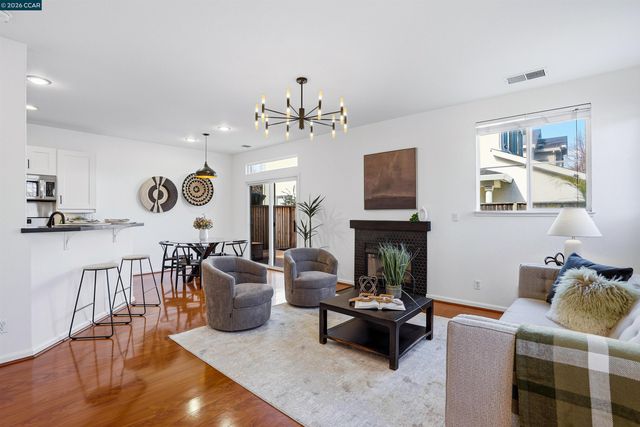 1 Avocet Ct, Alameda, CA 94501