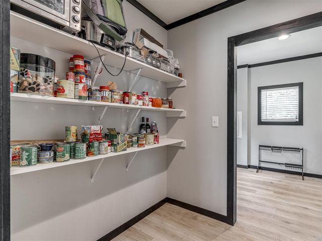 10200 Pecan Tree Circle, Lexington, OK 73051