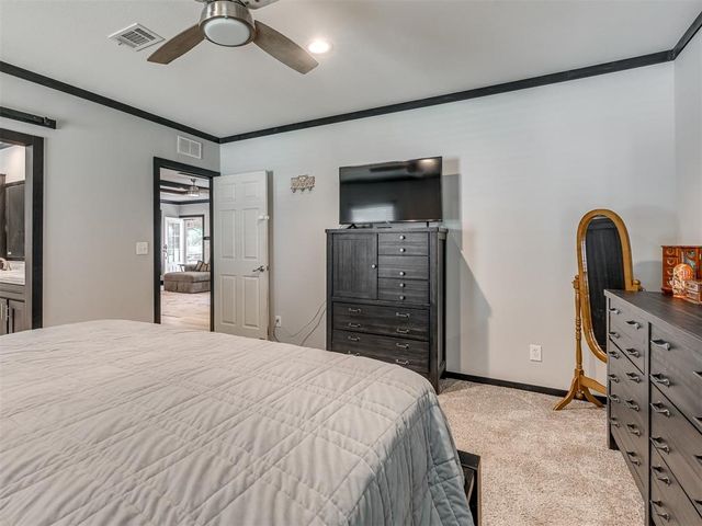 10200 Pecan Tree Circle, Lexington, OK 73051