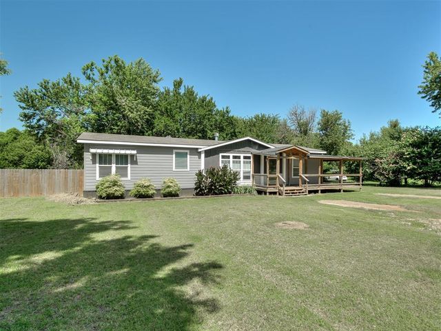 10200 Pecan Tree Circle, Lexington, OK 73051
