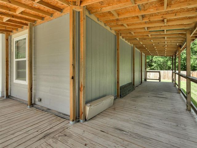 10200 Pecan Tree Circle, Lexington, OK 73051