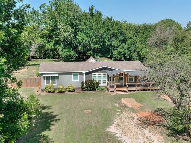 10200 Pecan Tree Circle, Lexington, OK 73051