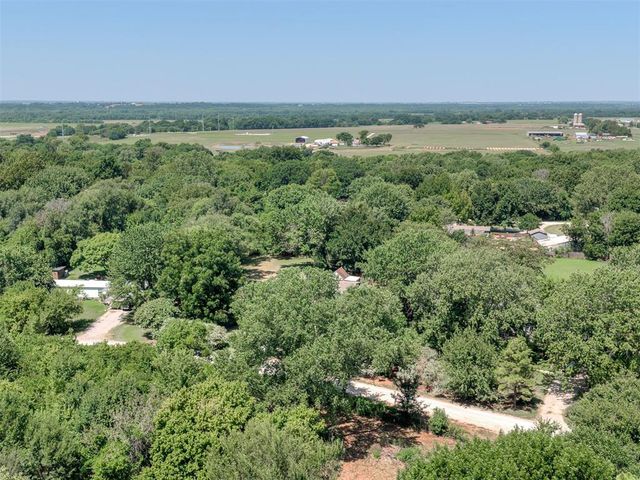 10200 Pecan Tree Circle, Lexington, OK 73051