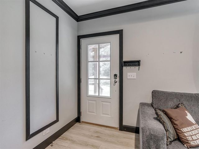 10200 Pecan Tree Circle, Lexington, OK 73051