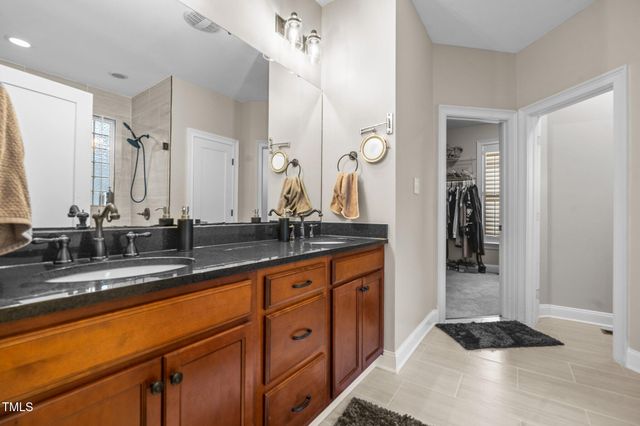 200 Heather Brook Circle, Spring Lake, NC 28390