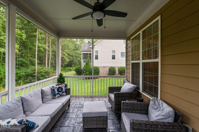 200 Heather Brook Circle, Spring Lake, NC 28390