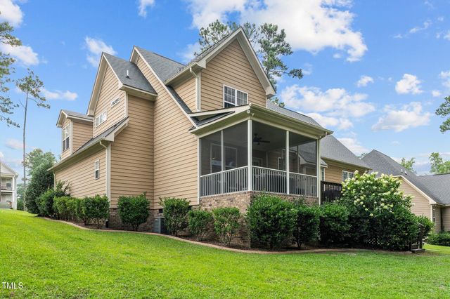 200 Heather Brook Circle, Spring Lake, NC 28390
