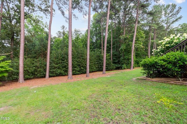 200 Heather Brook Circle, Spring Lake, NC 28390