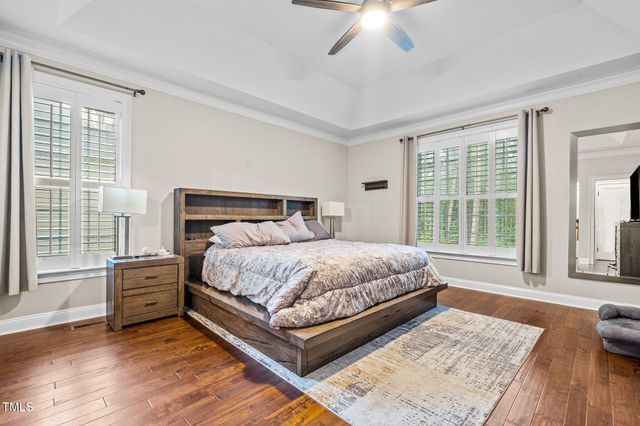 200 Heather Brook Circle, Spring Lake, NC 28390