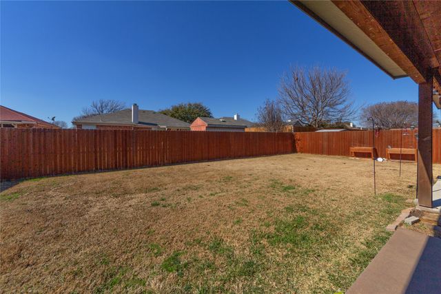 6004 Ten Wood Court, Arlington, TX 76018