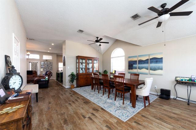 6004 Ten Wood Court, Arlington, TX 76018