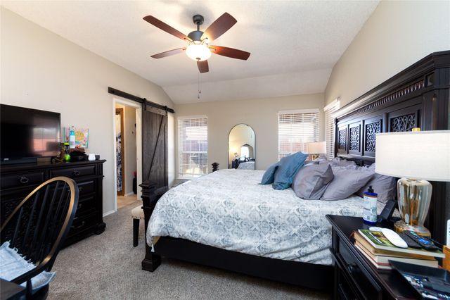 6004 Ten Wood Court, Arlington, TX 76018