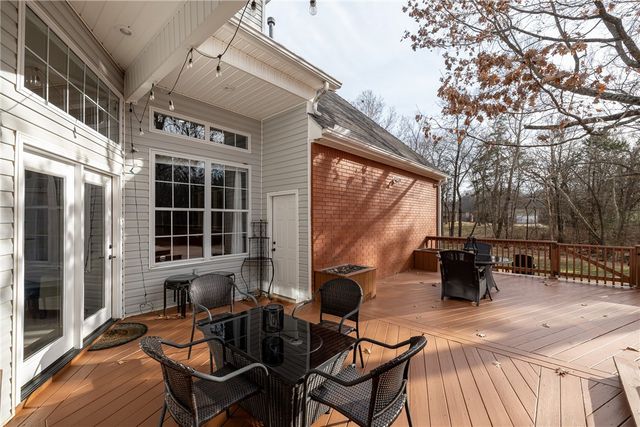 3021 E Summershade Drive, Fayetteville, AR 72703