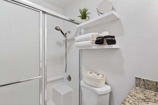 610 Lauderdale 610, Rockport, TX 78382