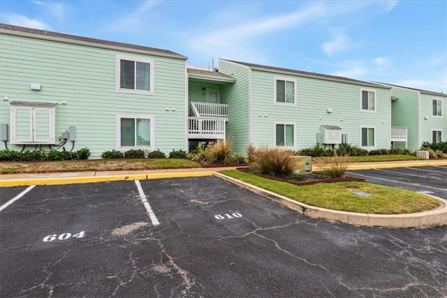 610 Lauderdale 610, Rockport, TX 78382