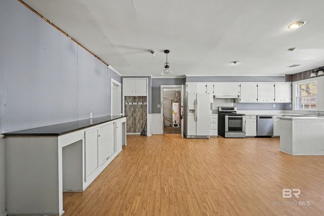 501 E 4th Street, Bay Minette, AL 36507