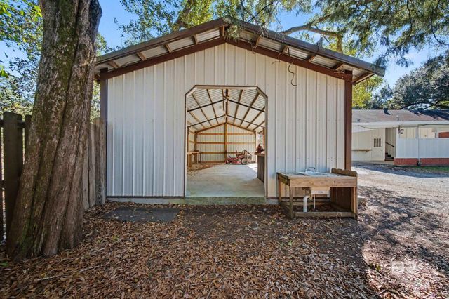 501 E 4th Street, Bay Minette, AL 36507